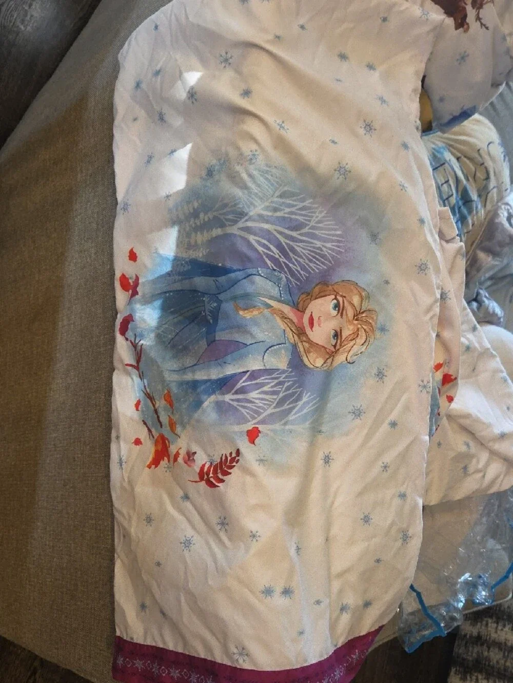 Disney Frozen II Full Microfiber Sheet Set - White and Purple Accents